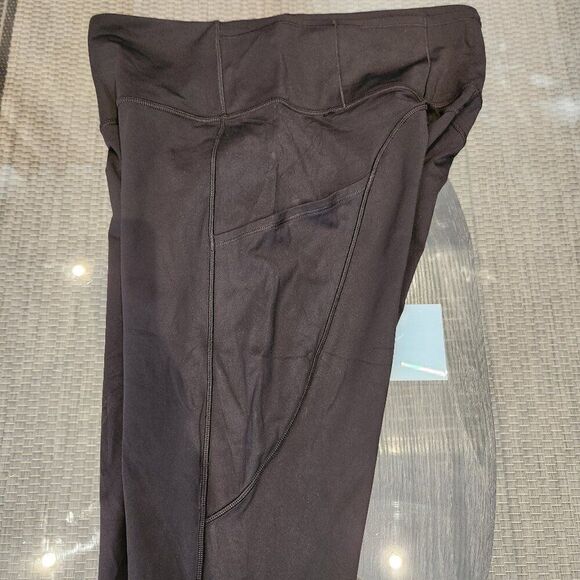 Lululemon Fast and Free Crop II 19" *Non-Reflective - Picture 4 of 12